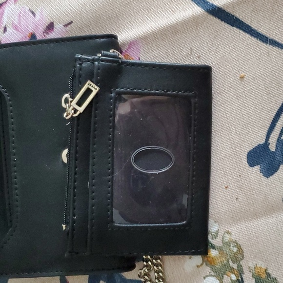 Guess Wallet - Picture 5 of 5